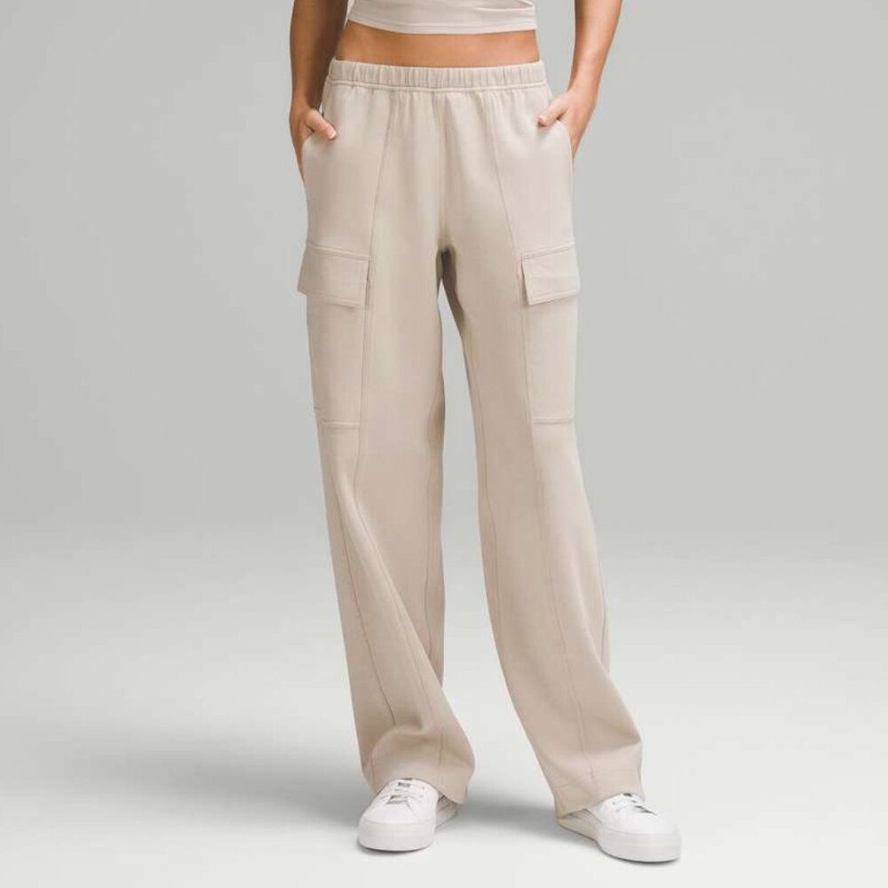 Lululemon Cotton-Blend Double-Knit Mid-Rise Cargo Pant Mojave Tan 8